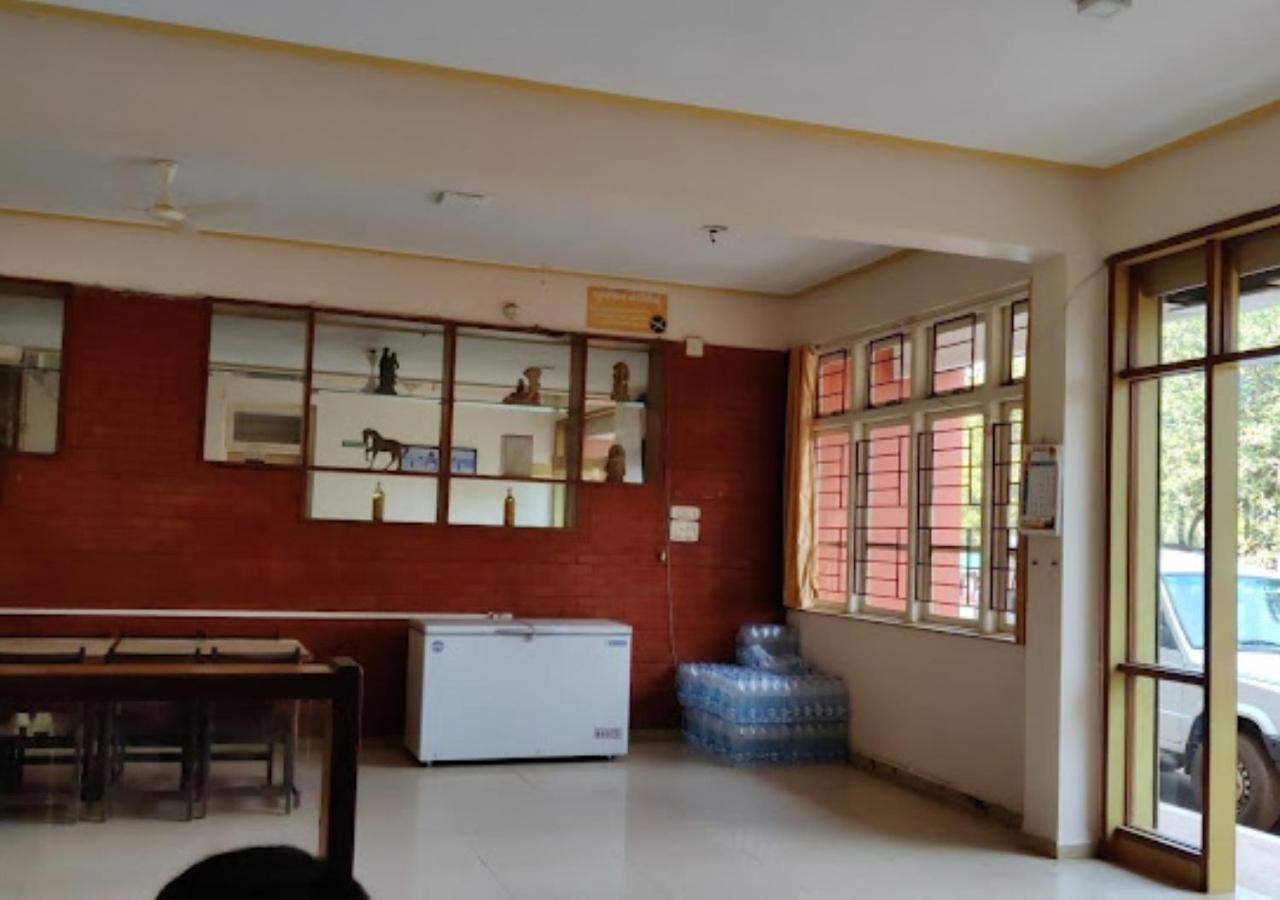 Hotel Durvankur Ganpatipule Bagian luar foto